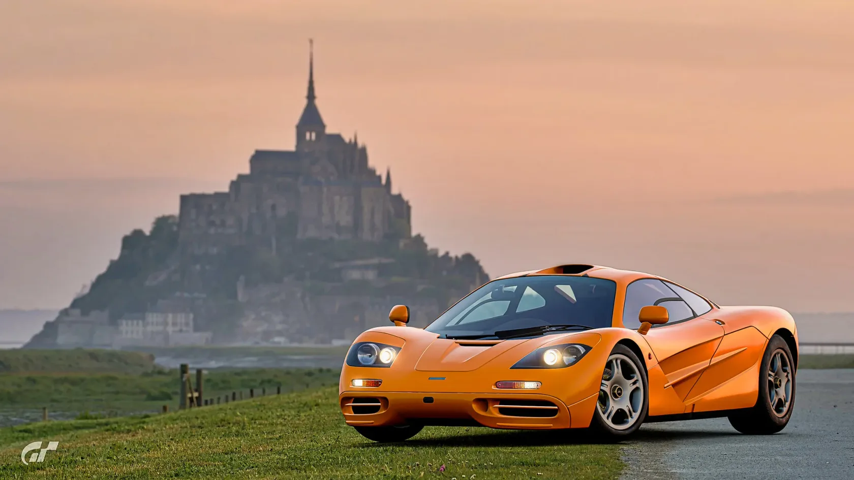 ornage maclaren f1 castle