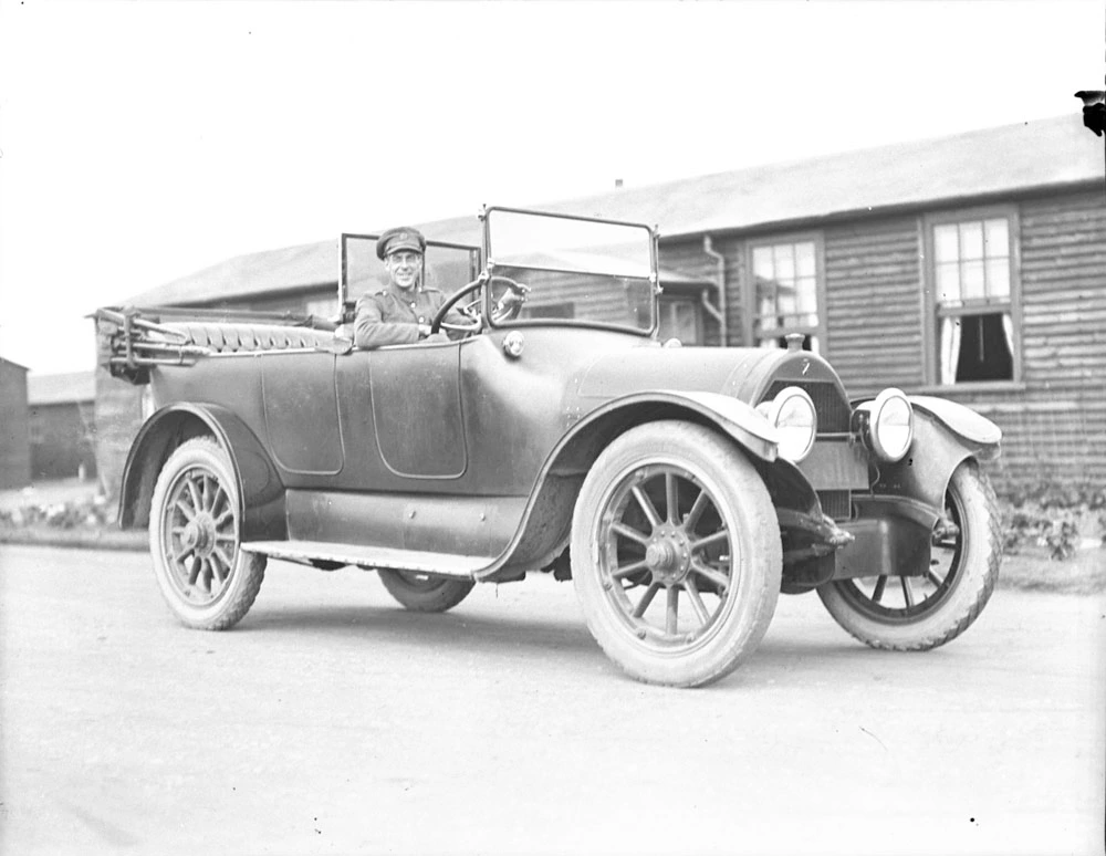 unsung innovator british classic car controls cadillac 53